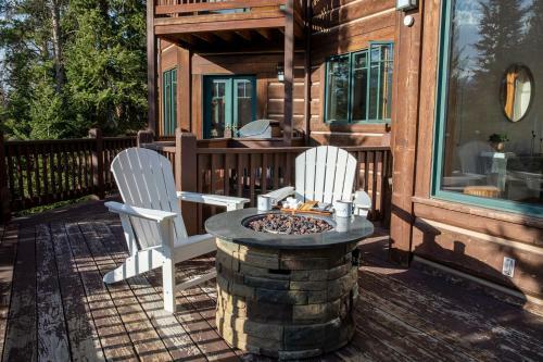 Zendo - Serene Mountain Abode W Hot Tub & Views