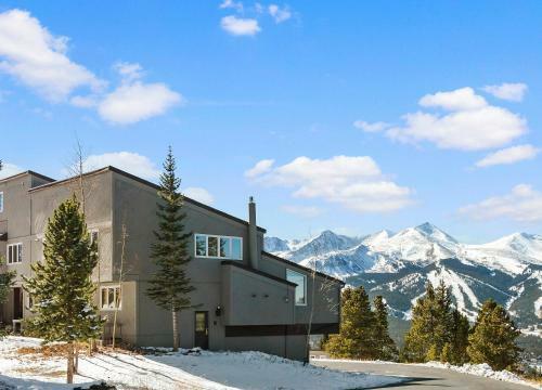 Hotel Gold Point Resort