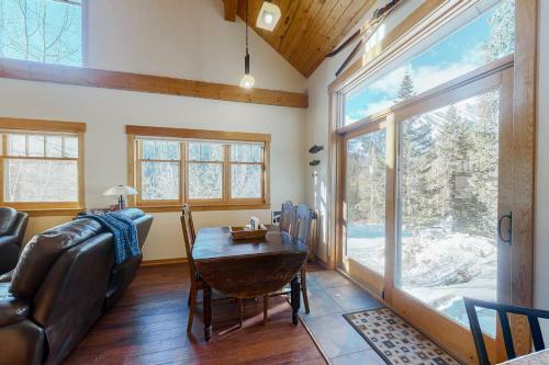 Hoosier Ridge Retreat