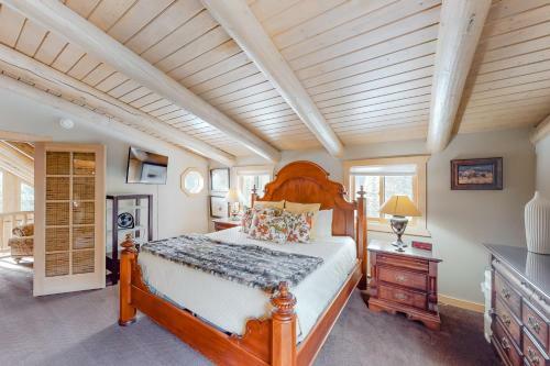 Bass Cabin