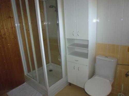 Villa Homestay Nad Helmrovkou