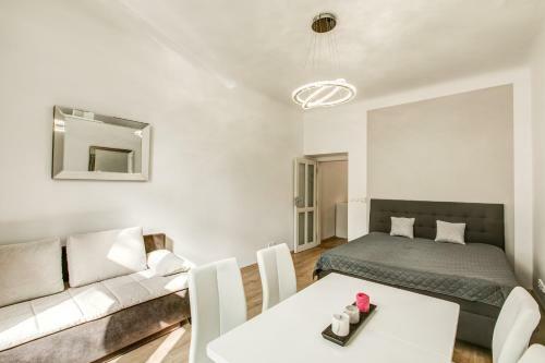 Cozy And Classy Apartment In The Old Town