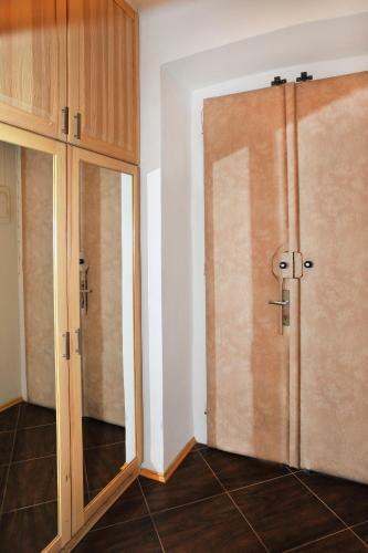 Apartment Eli?ky Kr�snohorsk�