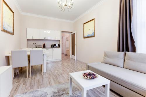 Apartment Masn� 21