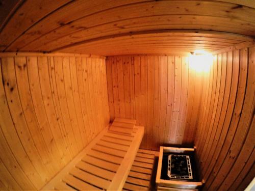 Apartment With Sauna And Garden