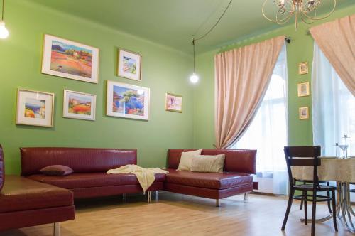 Modern Apartment Wenzigova 13