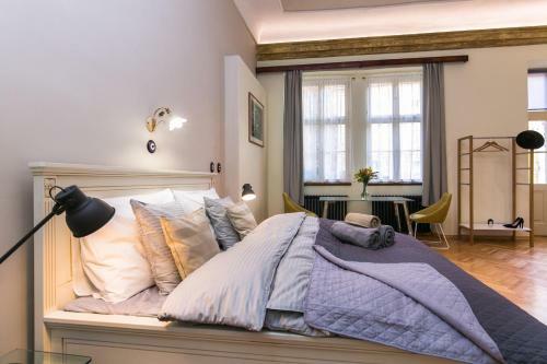 Apartment Nebovidy I - Free Parking - Terrace