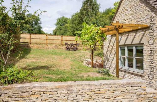 Willow Tree Cottage