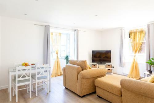 The New Greyhound Cottage