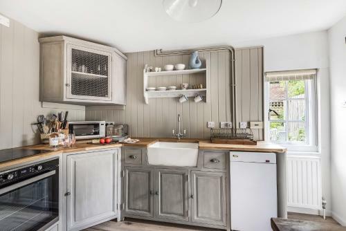 Willow Cottage