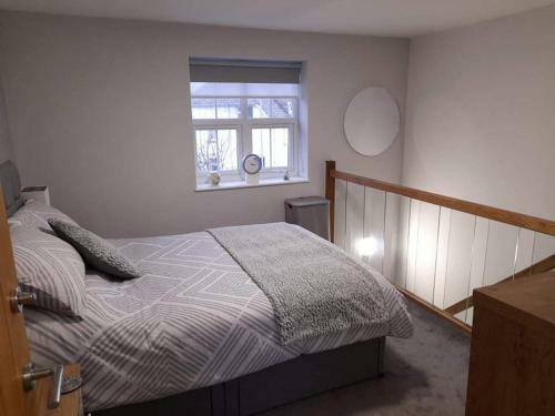 Outstanding Modern 1-bed House In Chippenham