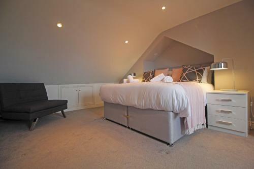 Queens Road - Luxury Spacious Home In Chester