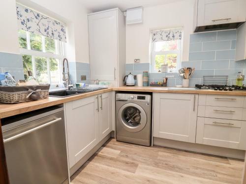 Bumble Cottage
