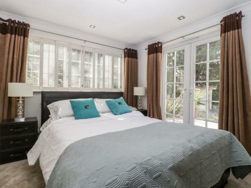 West Lodge Garden Suite