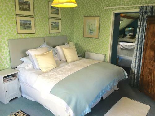 Bed & Breakfast Cotswolds Mine Hill House