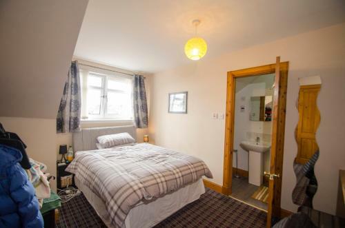 Hostal Knight's Rest Guest House