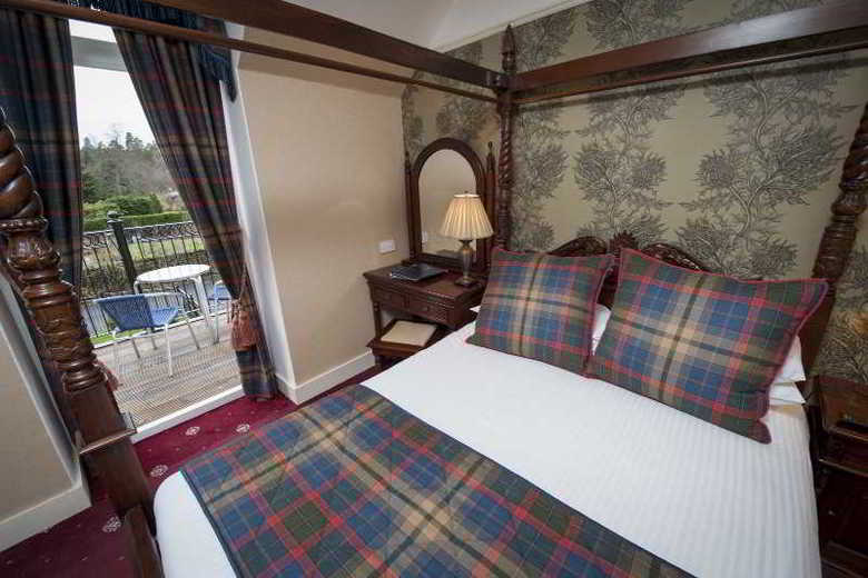 Loch Kinord Hotel