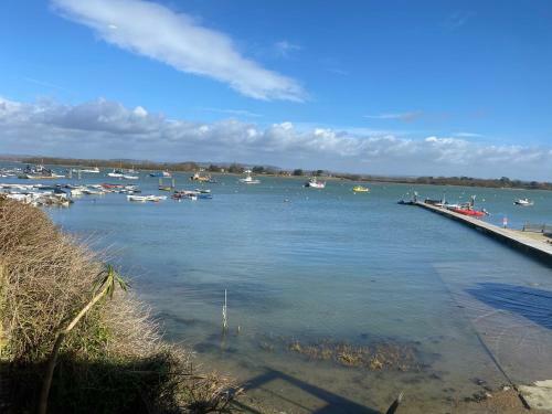 Bed & Breakfast Itchenor Sailing Club