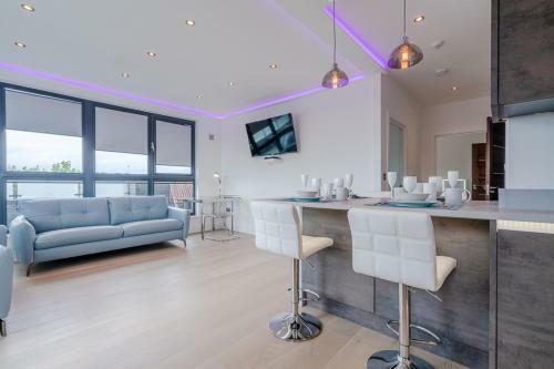 Apartamento Central Penthouse With Hot Tub & Views 23