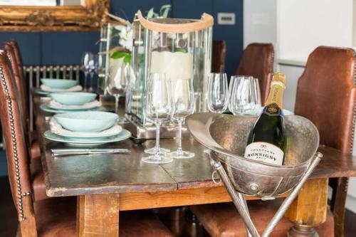 Exceptional, Boutique Retreat Bath Road Cheltenham