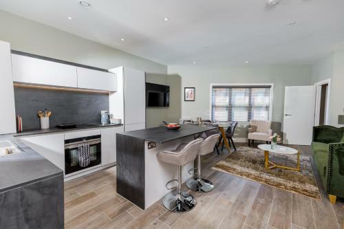 Elizabeth Mews - By Luxury Apartments