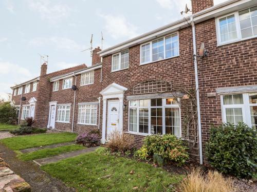 3 Eaton Mews