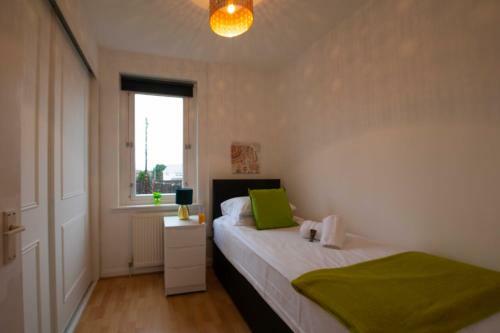 Premier - Chapel Street Apartment
