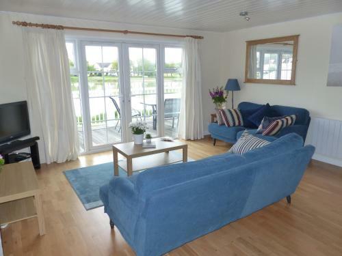 Nyhavn Lakeside Cottage