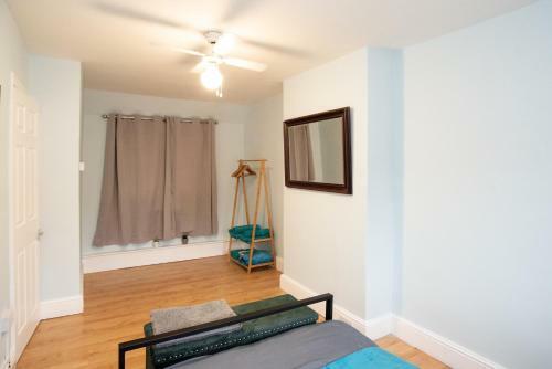 Sherwood Stay: Netflix, Parking, Garden