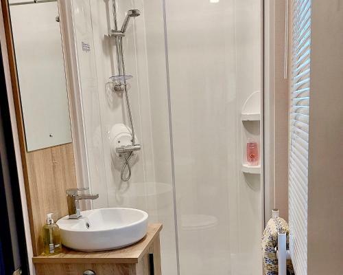 4 Lake View Pendle View Holiday Park Clitheroe