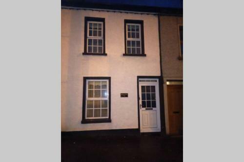 Braeview Coleraine Town Centre House