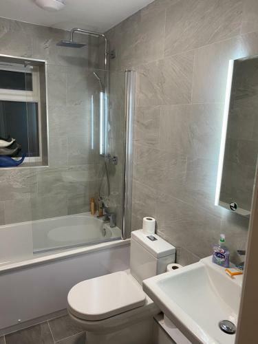 Luxury Modern 2bed Seafront Apartment In Rhos On Sea