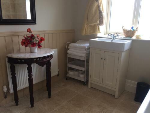 Scarlett Rose Cottage