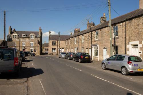 Charming Corbridge Cottage With Garden
