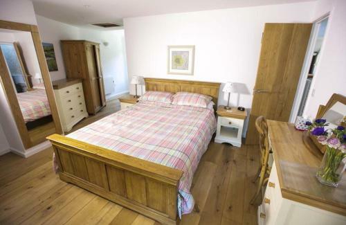 Middle Cottage - Tranquil Cottage Ideal For Walkers