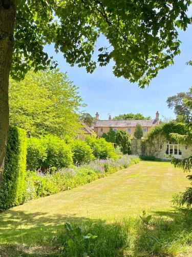 Guyers House Hotel And Restaurant