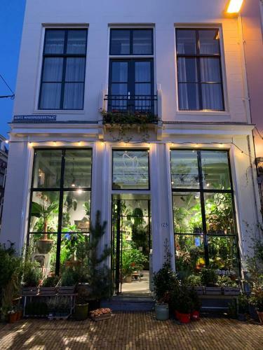 Hotel Daen?s Greenhouse