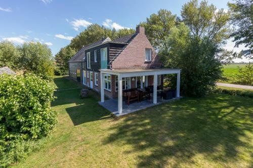Lepelstraat 14, Vrouwenpolder- Knotwilg