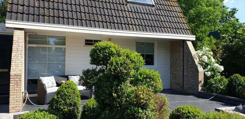 Lake House 74, Luxury Accommodation