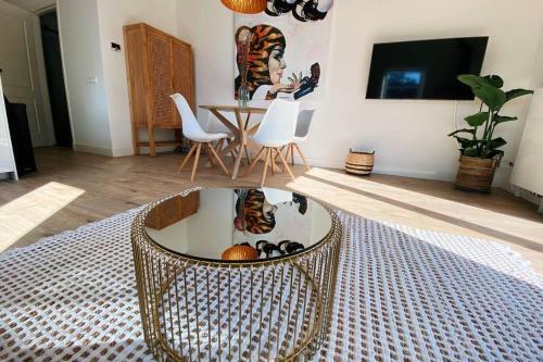 Apartamento Luxurious Historical Loft Close To The Beach!!