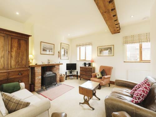 Middle Lodge