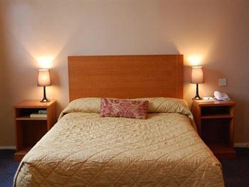 Saffron Hotel