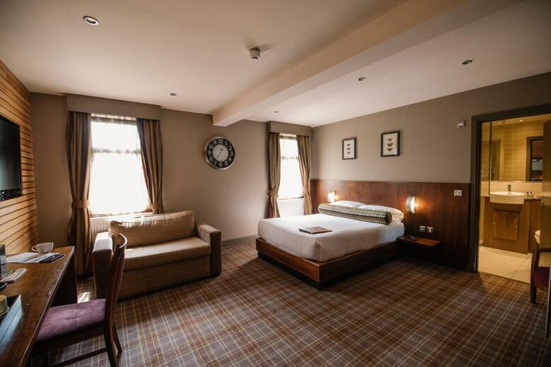 Lynnhurst Hotel