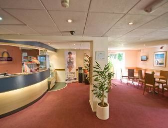 Days Inn Hotel Fleet