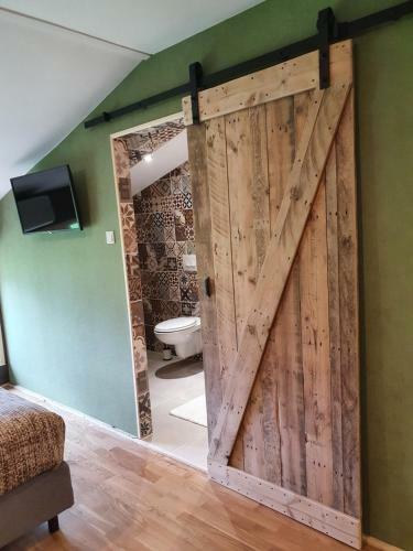 De Hoeksche Loods B&B