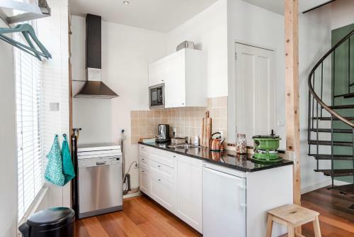 Casa By Sellas