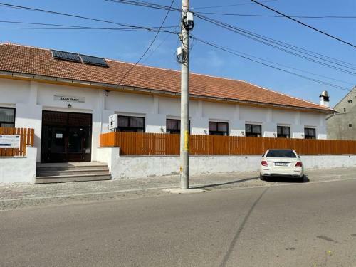 Hostal Pensiunea Bazaltkert