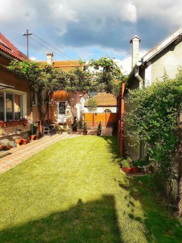 Hostal Casa Stely