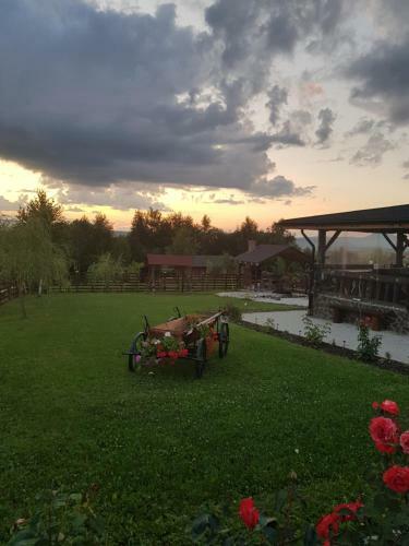 Lodge Floare De Colt