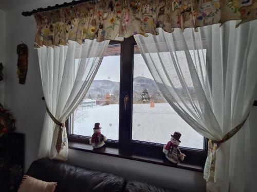Lodge Floare De Colt